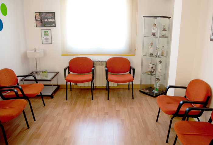 DentalBarreras sala espera clinica dental sant gervasi